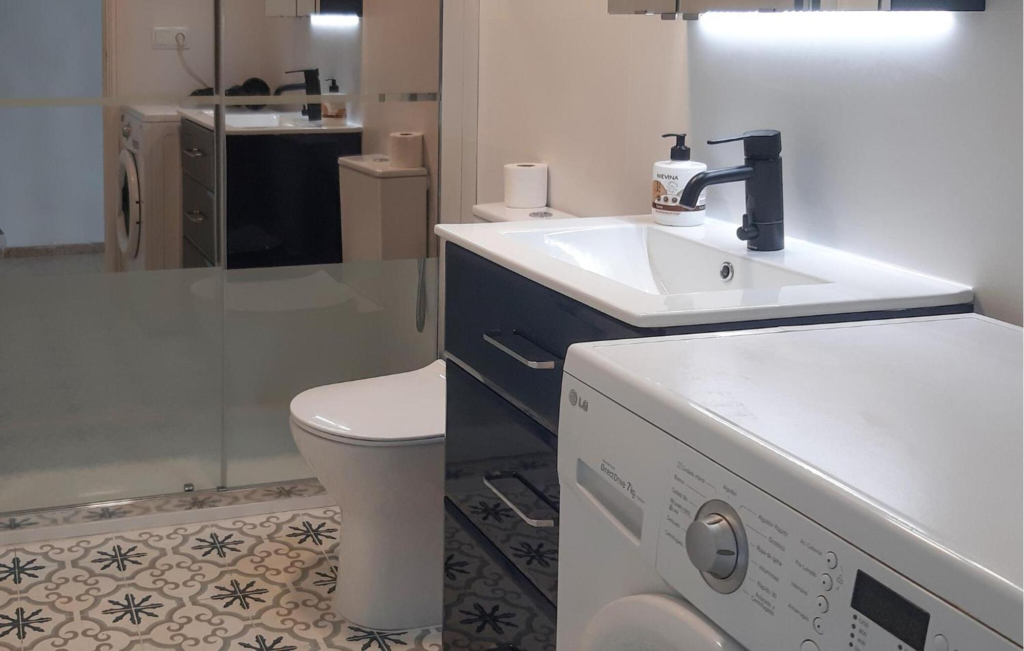 Awesome Apartment In Santa Susanna With Kitchen Екстер'єр фото